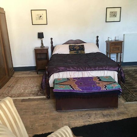 Chambre Sdb Privee Townhouse 26 Chambres D'Hotes Civray Civray  Екстериор снимка