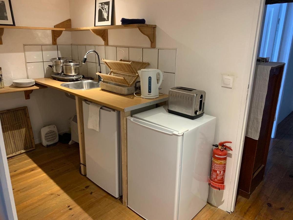 Chambre Sdb Privee Townhouse 26 Chambres D'Hotes Civray Civray  Екстериор снимка